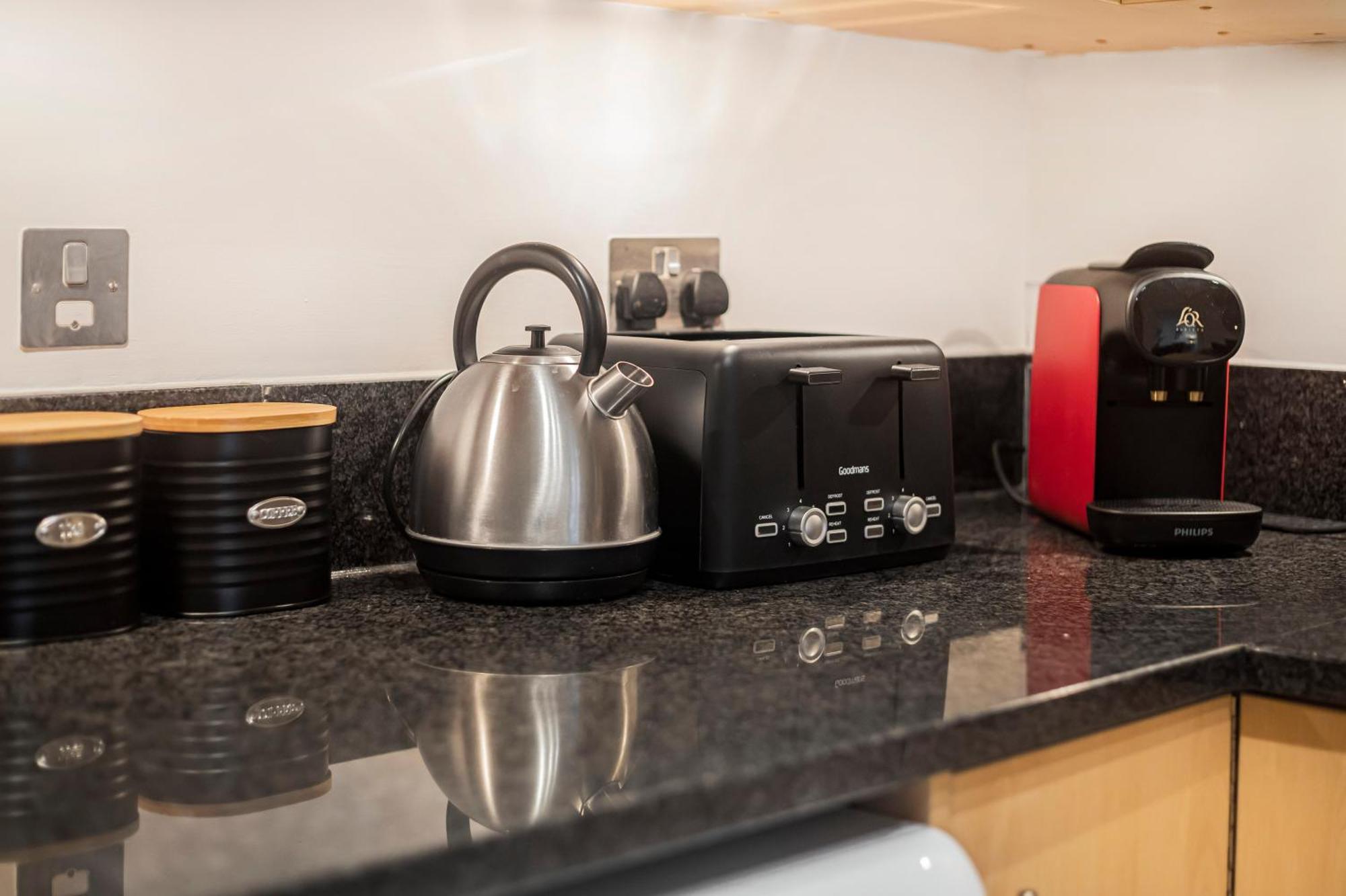 Athera - Hoxton Square 2 Bed, 2 Bath Entire Private Apartment Londres Extérieur photo